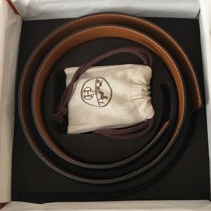 Hermès belt and belt buckle.